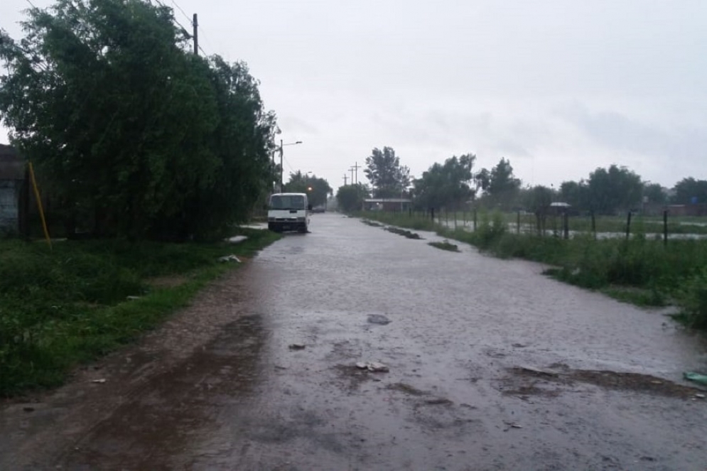 Muchas calles se encuentran anegadas. 