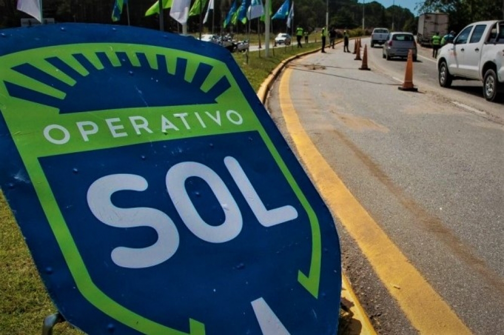 El esquema veraniego desplegar&aacute; veinte efectivos en el distrito y 17 mil en toda la provincia.