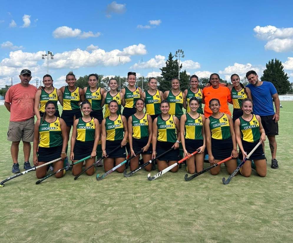 El plantel superior, en su primera presentaci&oacute;n de la temporada.