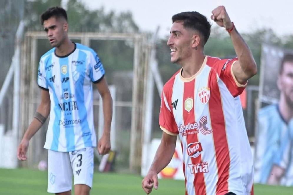 Sosa anot&oacute; de derecha. Ph: prensa CFC.