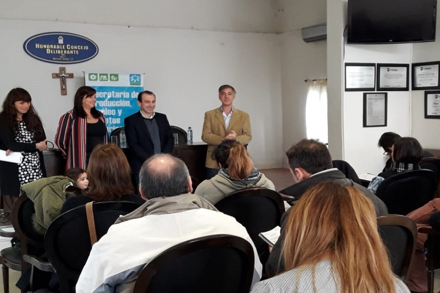 El encuentro fue realizado por la Secretar&iacute;a de Producci&oacute;n del Gobierno Municipal de Ca&ntilde;uelas.