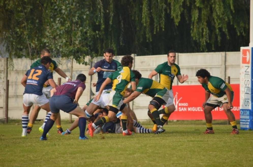El auriverde acert&oacute; y fue s&oacute;lido en defensa. (FOTO: Rugby Champagne). 