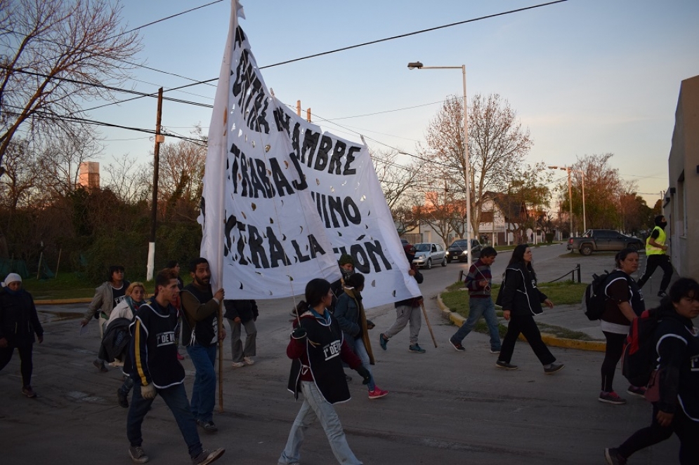 La marcha de los 300 Km pas&oacute; por Ca&ntilde;uelas
