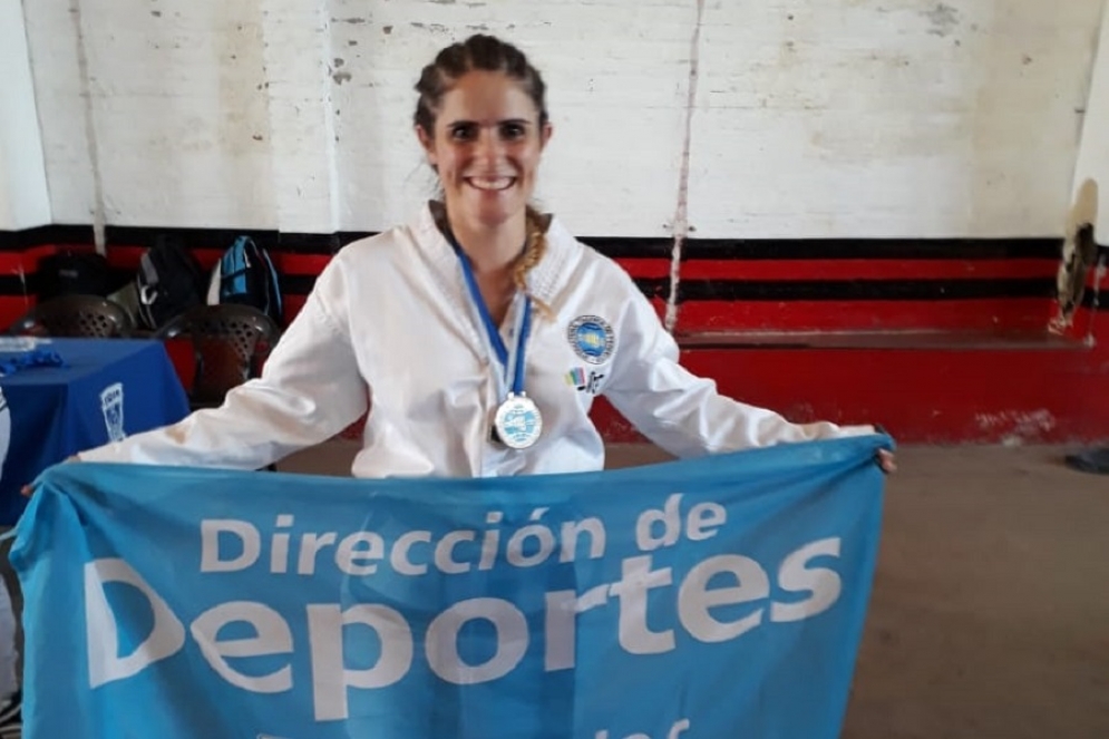 Susana Cattaneo se qued&oacute; con la presea de plata. 