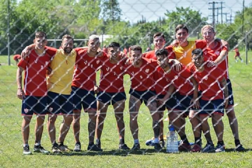 El Tambero se prepara para un duelo clave