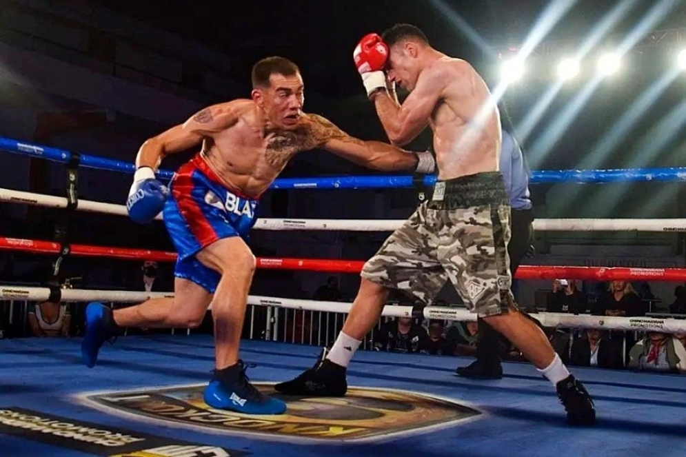 Debut&oacute; de manera profesional en la categor&iacute;a Welter, contra Lucas Winter.