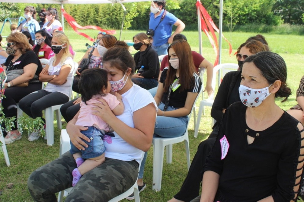 Charla de higiene menstrual y concientizaci&oacute;n de g&eacute;nero