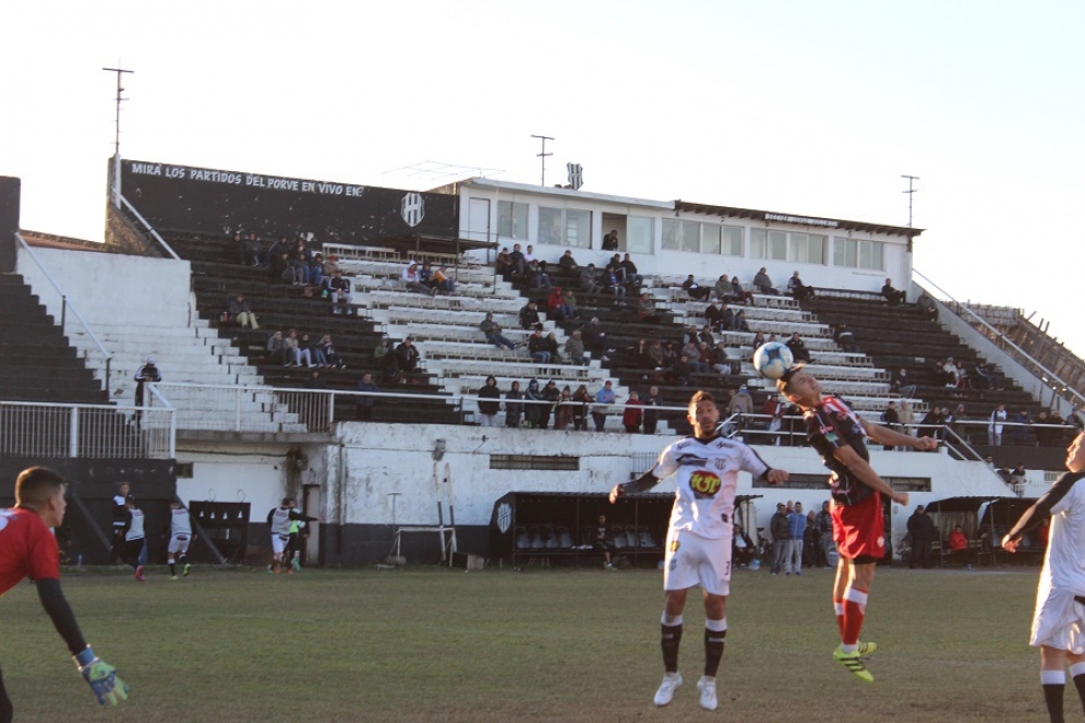 Apretado triunfo de Ca&ntilde;uelas en su visita a Gerli