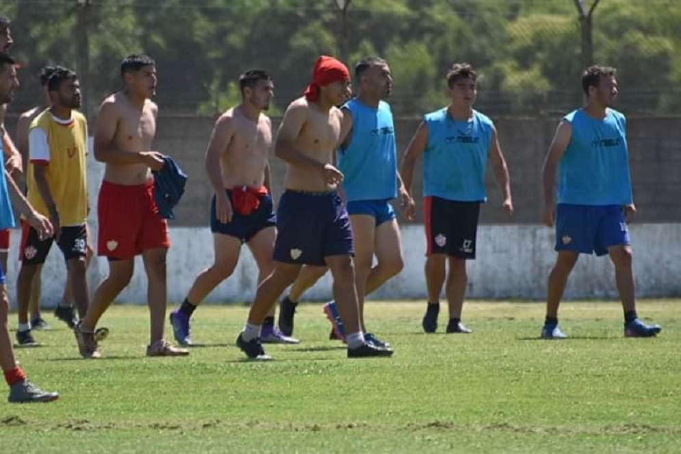 Este lunes el plantel hizo f&uacute;tbol recreativo en el Ar&iacute;n.