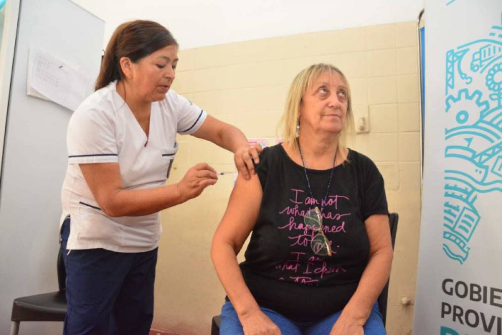 La vacuna no requiere orden m&eacute;dica. 