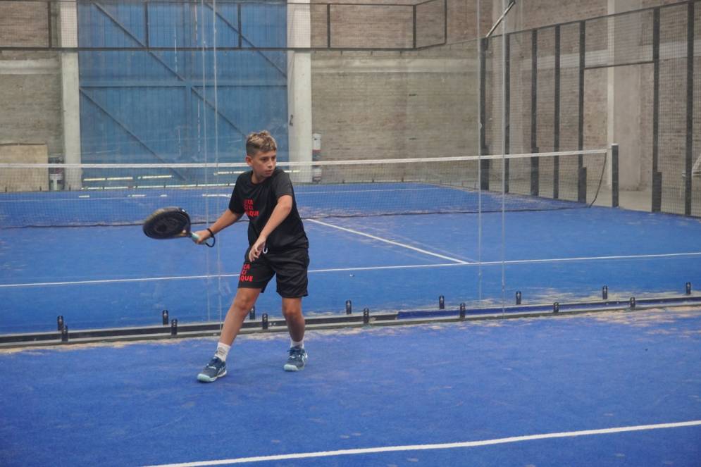 Entrena por las tardes ante el seguimiento de Bruno, su pap&aacute;.