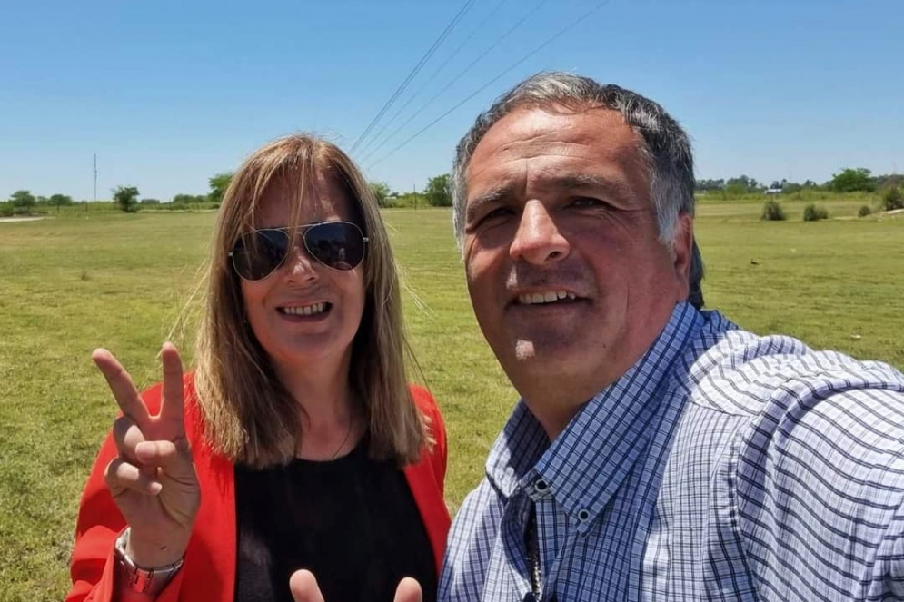 Carabajal responde pol&iacute;tica y laboralmente a Valeria R&iacute;os.