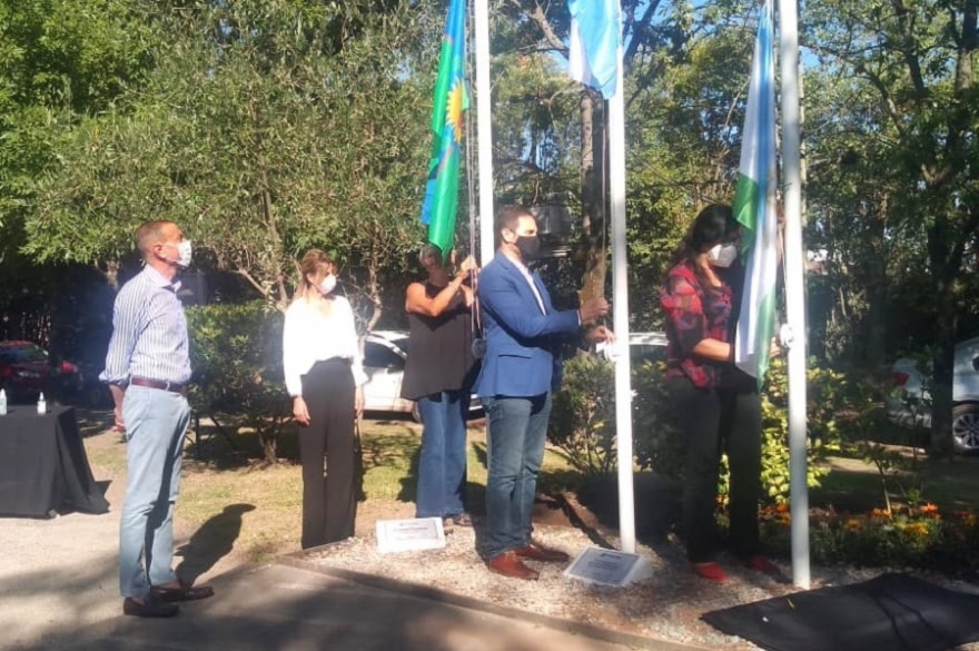 Rumbo al Bicentenario: los discursos del acto oficial por el 199&ordm; aniversario de Ca&ntilde;uelas