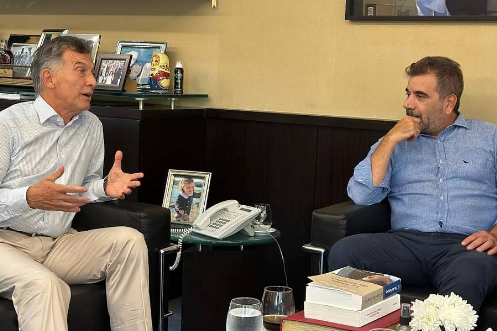 Macri en naci&oacute;n y Ritondo en la la provincia.