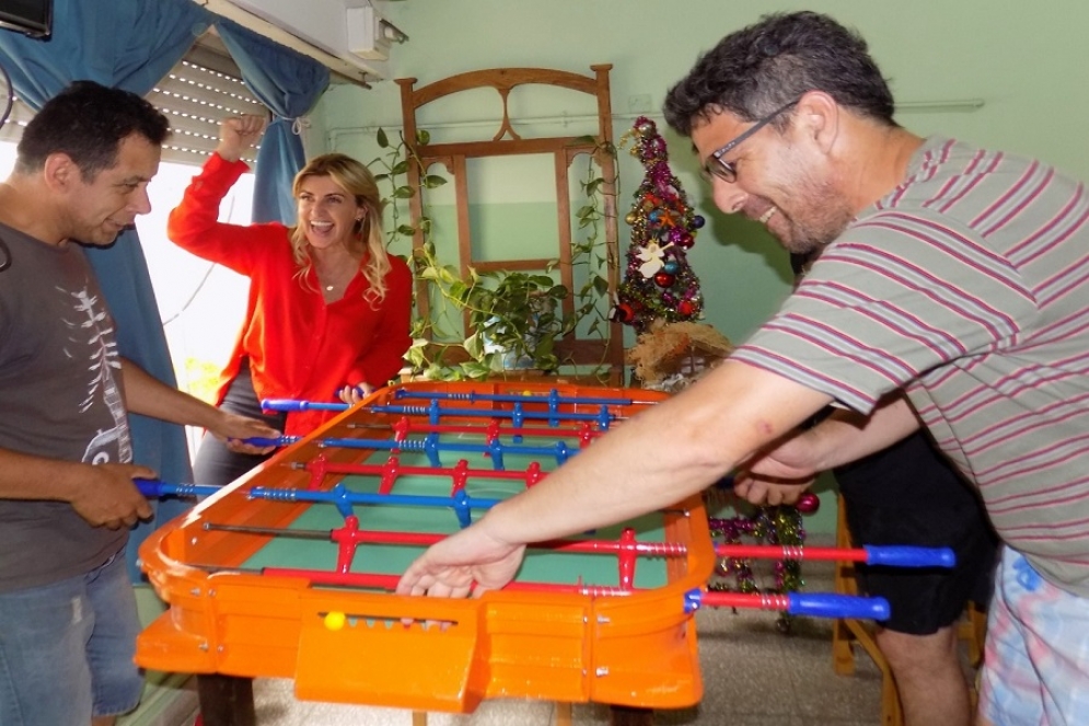 Fassi integr&oacute; la comisi&oacute;n de creaci&oacute;n de pol&iacute;ticas p&uacute;blicas con universidades