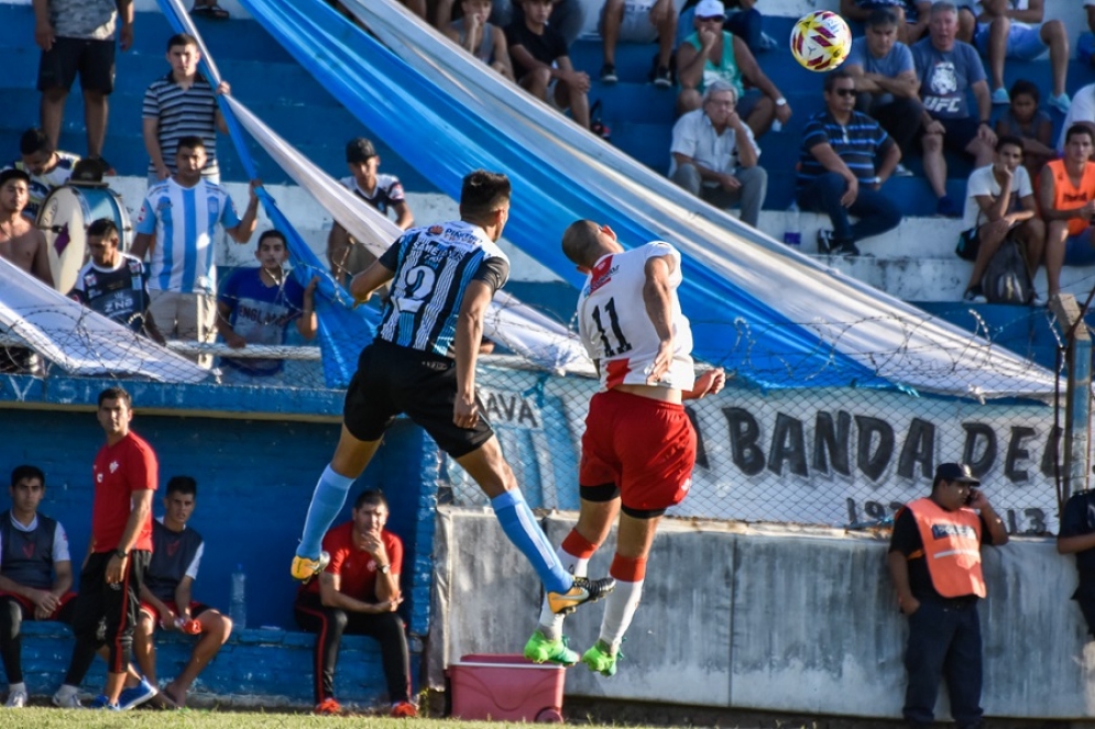 Ca&ntilde;uelas rescat&oacute; un punto frente a Arenas.