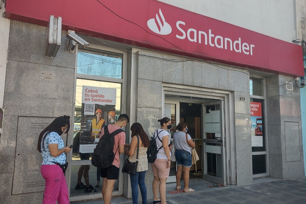 Privados y p&uacute;blicos aplican con rigurosidad la medida.