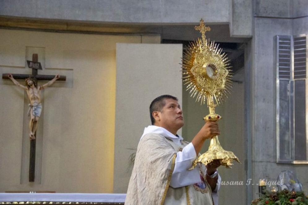 Rene Cari, es cura de la parroquia &ldquo;San Vicente Palloti&rdquo;.