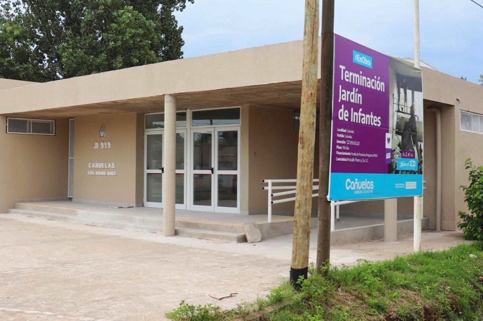 Jard&iacute;n N&deg; 919, ubicado en Acu&ntilde;a y Azcu&eacute;naga.