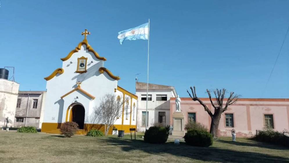La fachada del hist&oacute;rico colegio.