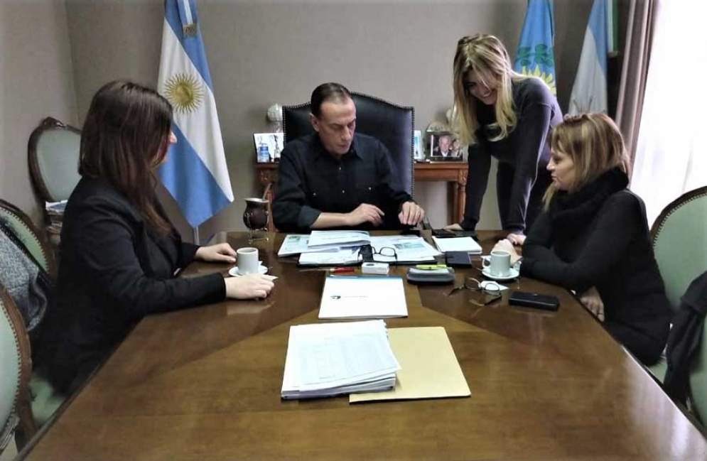 Las funcionarias fueron recibidas en la Casa de Gobierno.