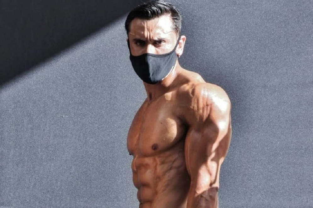 Emanuel Carricaburo.