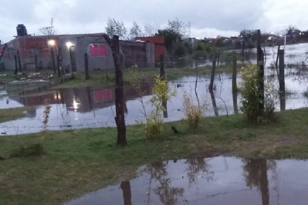 Defensa Civil recorre las zonas afectadas. 