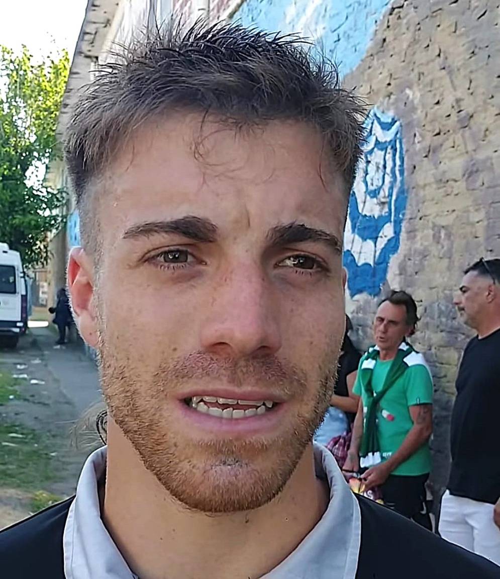 Bautista Hern&aacute;ndez, a la salida del estadio Francisco Boga.