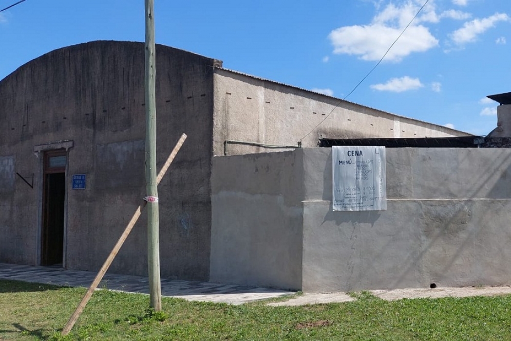 La fachada de una tradicional instituci&oacute;n local.