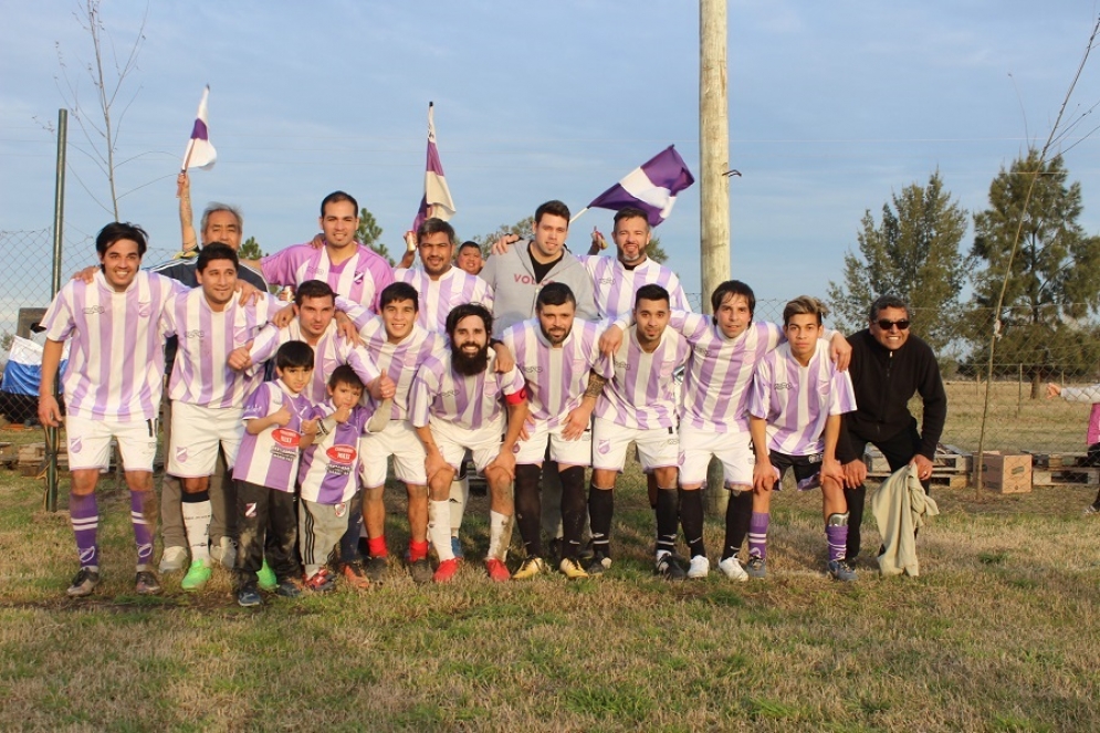 Im&aacute;genes y testimonios de Villa Mar&iacute;a campe&oacute;n