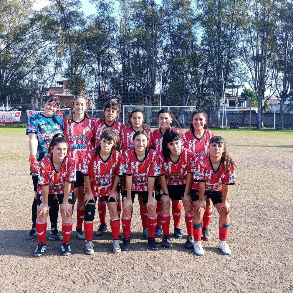 El 11 inicial de las rojas.