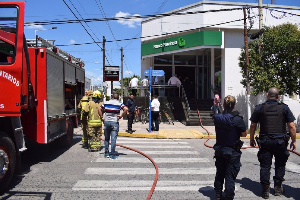 Incendio en el Banco Provincia
