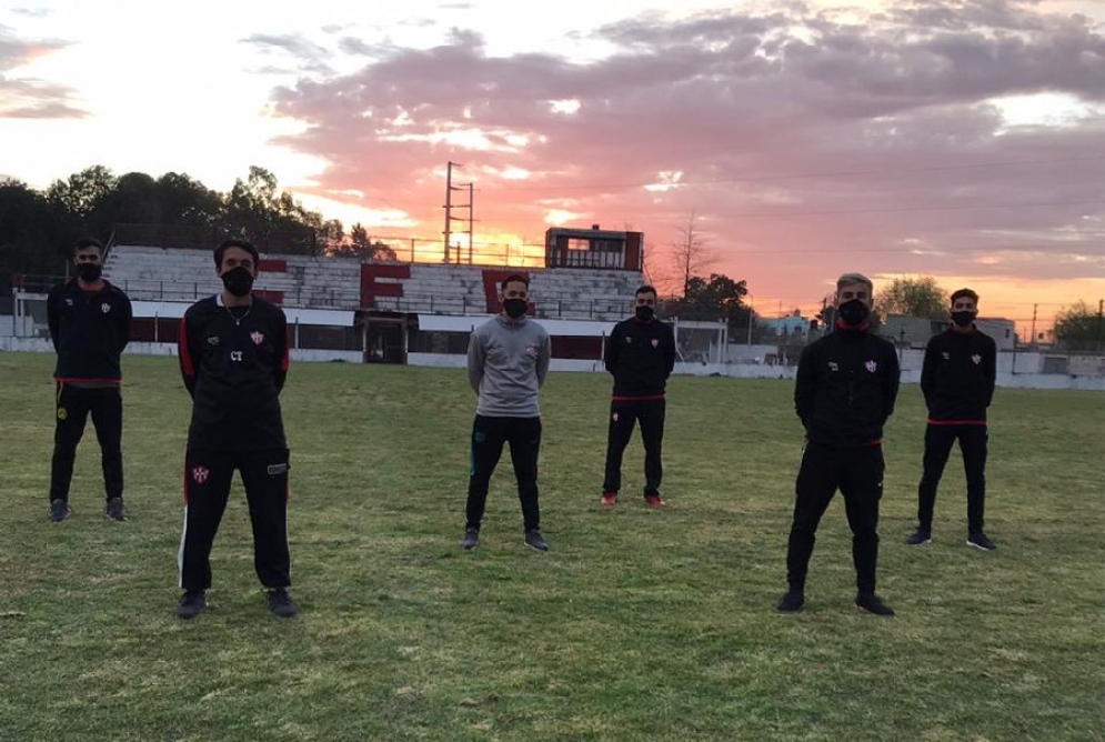 "Los chicos no aguantan m&aacute;s entrenar detr&aacute;s de una c&aacute;mara"