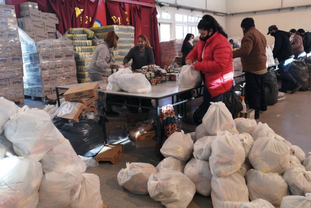 Desde el inicio de la pandemia se increment&oacute; m&aacute;s del 700% la demanda de alimentos&nbsp;