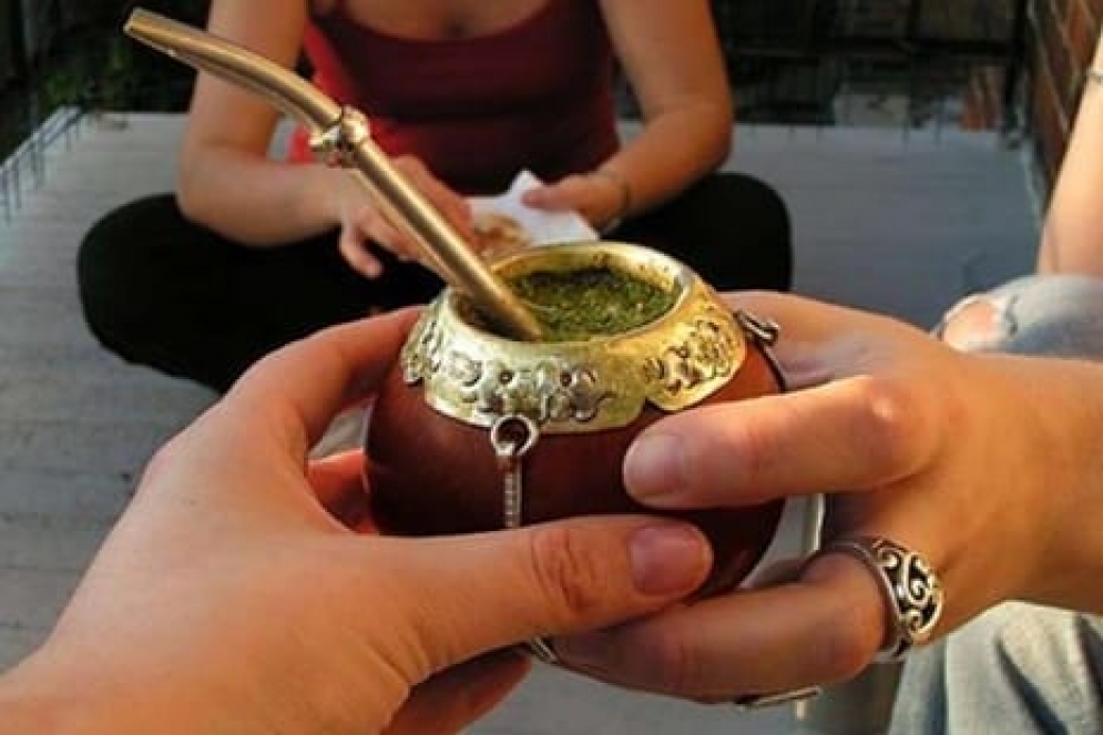 Las rondas de mate y los encuentros amistosos no est&aacute;n permitidos.