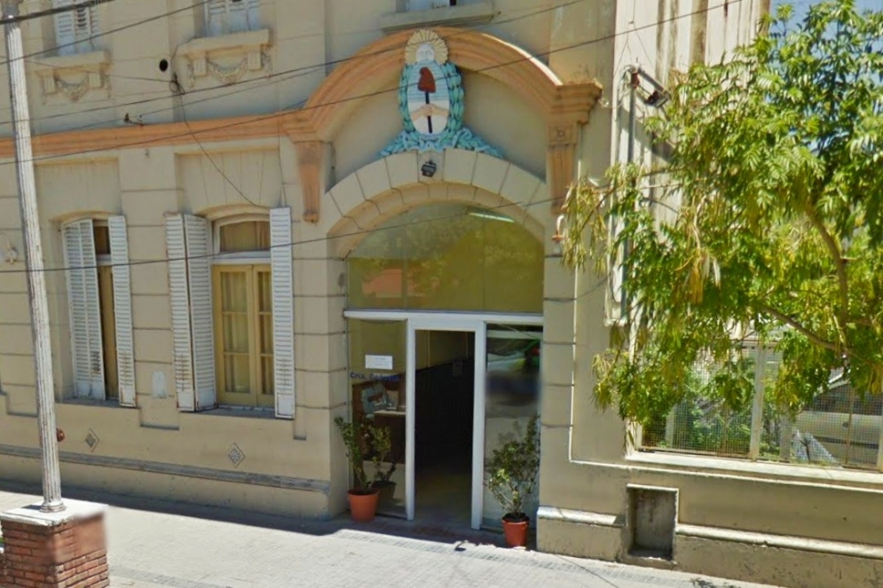 Comisar&iacute;a 1&ordf; de Ca&ntilde;uelas. (Foto: Google Street View).