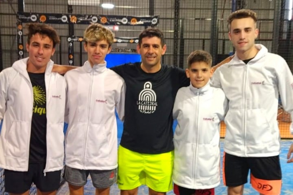 Luna y Da Silva se impusieron en Paddle ante Pergamino por 6-2 y 6-0.