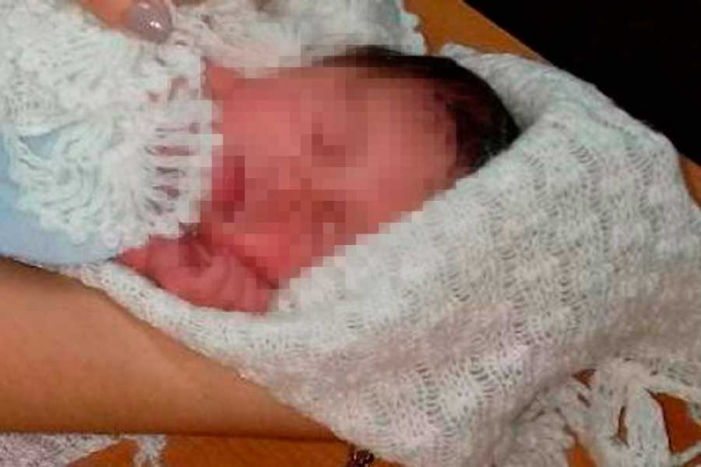 La imagen del beb&eacute; encontrado. 