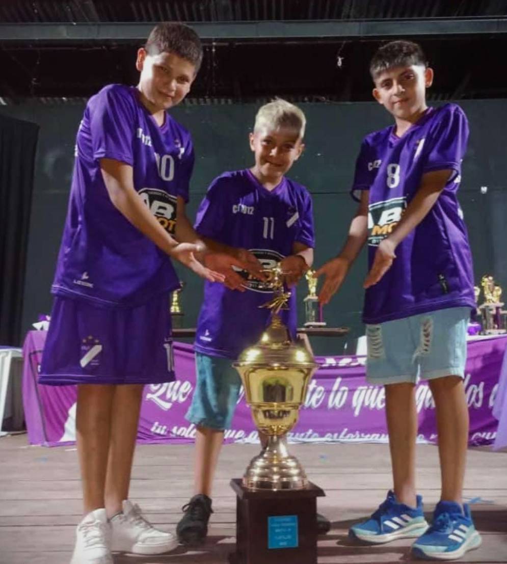 El elenco de M&aacute;ximo Paz compiti&oacute; en la LIFIJE de Ezeiza.