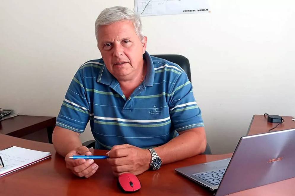 El funcionario es oriundo de la vecina localidad de Ezeiza.