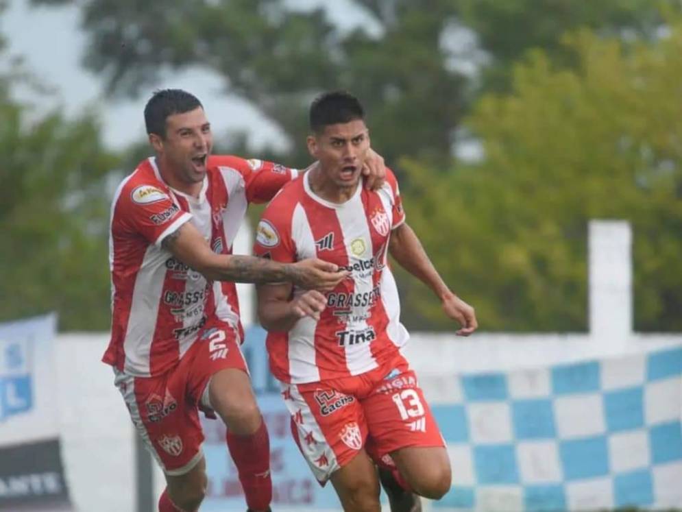 Fr&iacute;as, que ingres&oacute; para fortalecer la defensa, anot&oacute; el gol de la victoria.