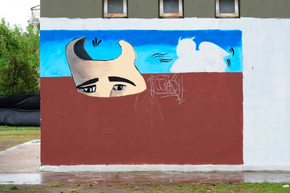 En la imagen se puede apreciar como fue tapado el mural. 