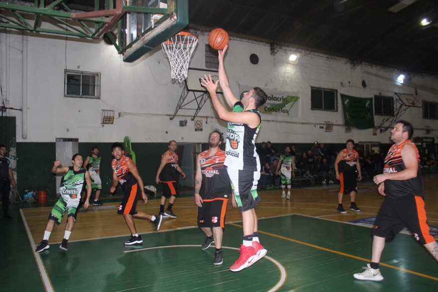 Juventud le gan&oacute; 58-51 a Uni&oacute;n Vecinal de Luis Guill&oacute;n
