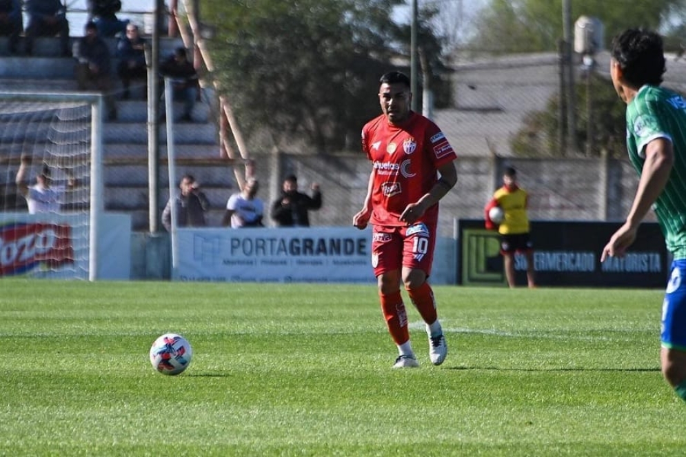 Claudio Acosta ser&aacute; uno de los futbolistas que no seguir&aacute; en CFC.