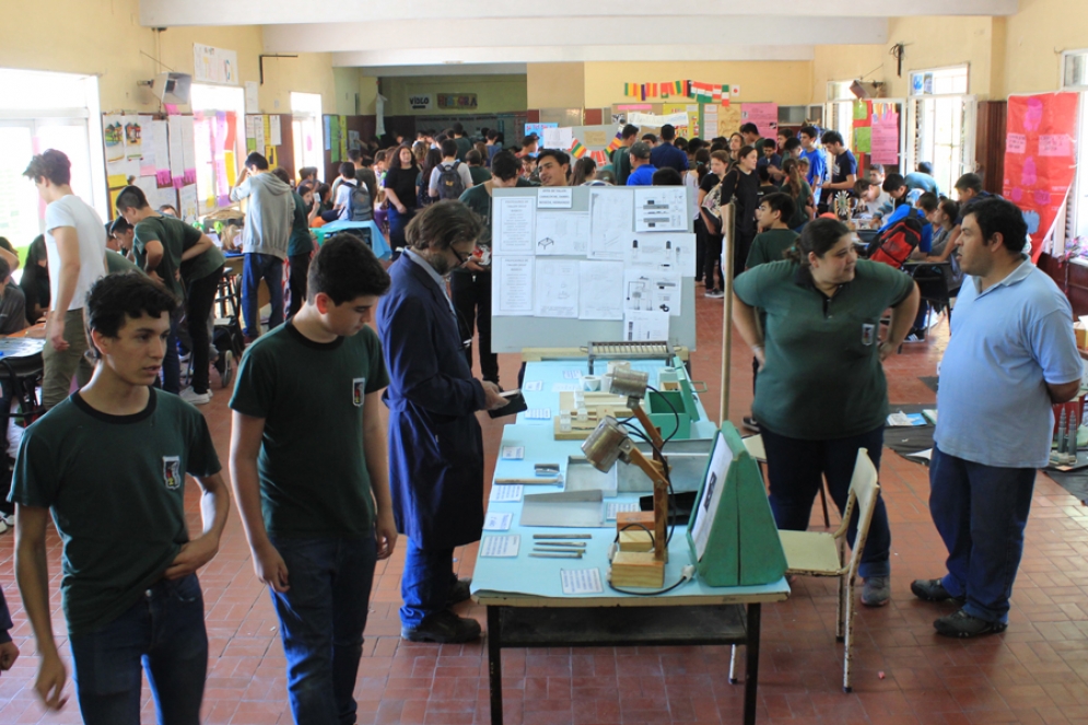 Se realiz&oacute; la &ldquo;Expot&eacute;cnica 2017&rdquo; en la Escuela Industrial