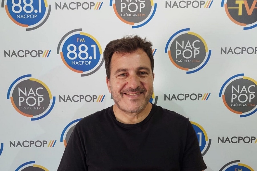 El d&iacute;a despu&eacute;s de Argentina campe&oacute;n del mundo sale al aire con su programa radial.