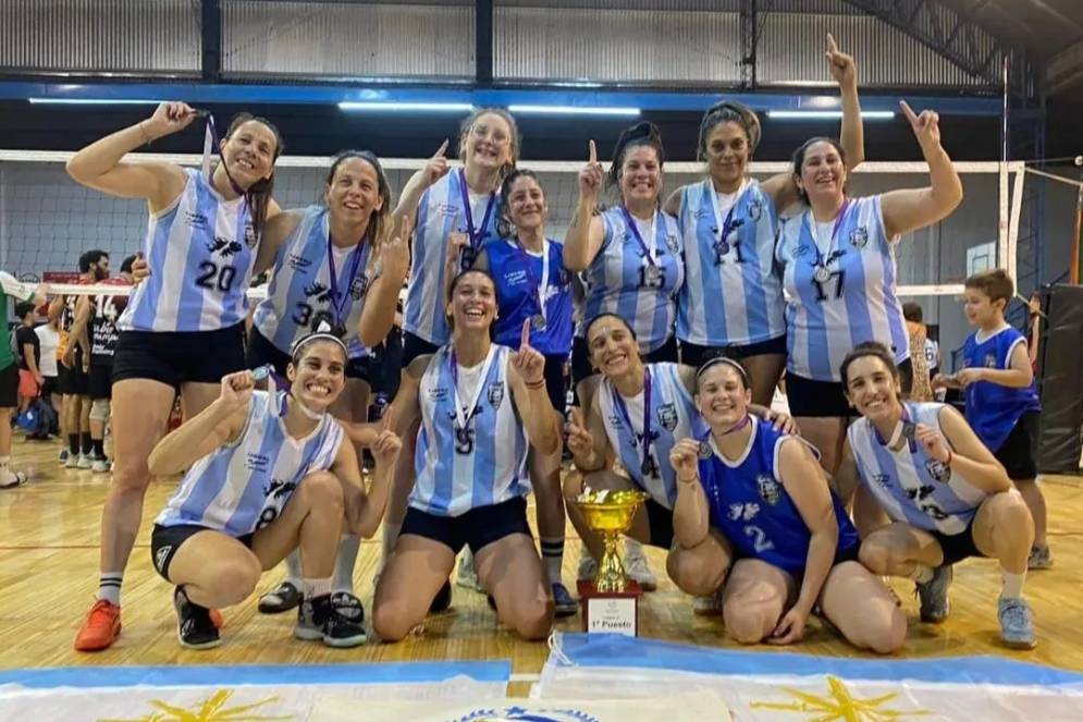 "Las de Siempre", coronando en la Copa de Oro. 