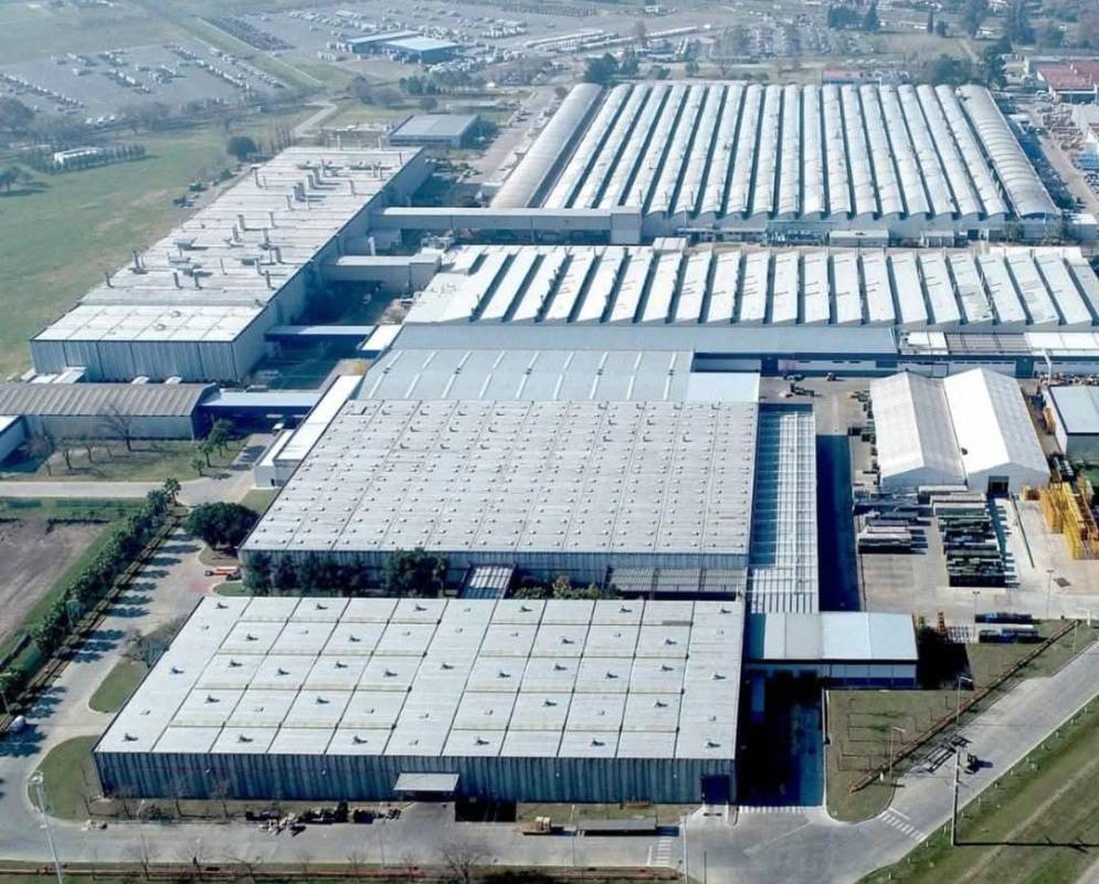 Nicol&aacute;s "Nicky" Caputo, amigo personal y socio de Mauricio Macri, est&aacute; detras&nbsp;de&nbsp;la&nbsp;compra.