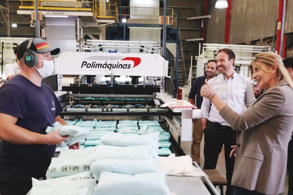 Fassi y L&oacute;pez en el interior de MAPSA.