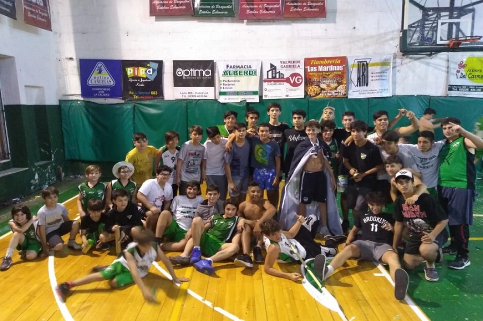 Los festejos concluyeron en el "Vicente Politano".